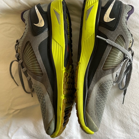 👟💕Nike “fly wire” smears in black, grey and green size 9 - Picture 4 of 10